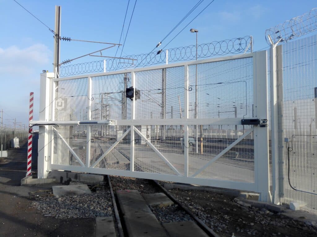 Clôture et portail sécuritaire pour le port de Calais